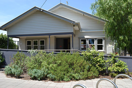View of the front of the Koroit Creek Neighbourhood House